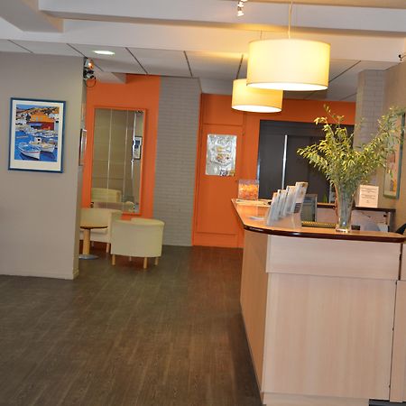 Hotel Ibis Marseille Centre Prefecture Esterno foto