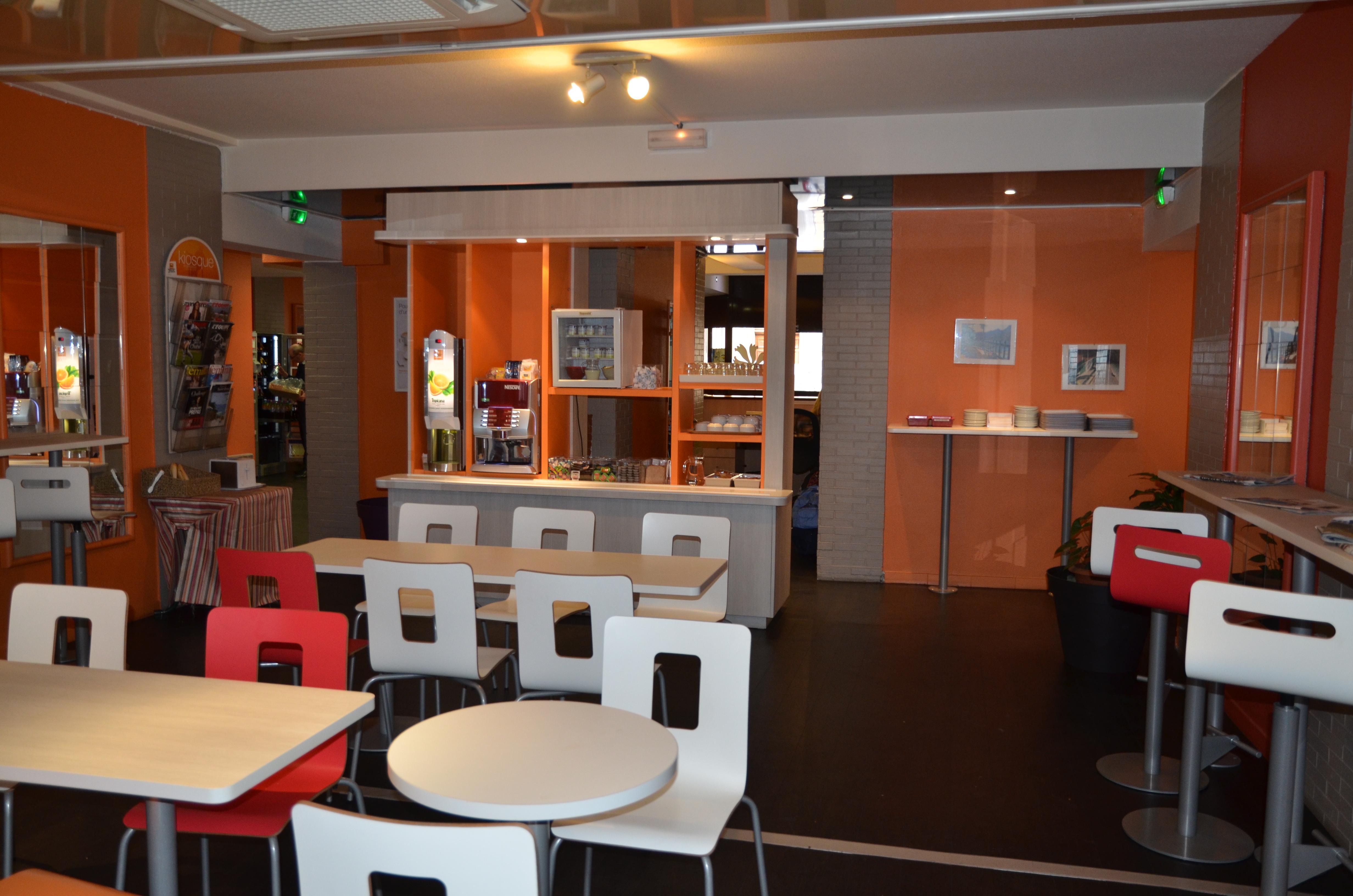 Hotel Ibis Marseille Centre Prefecture Esterno foto